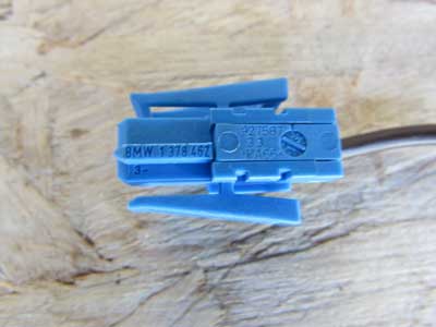 BMW 1 Pin Blue Connector w/ Pigtail 13784623